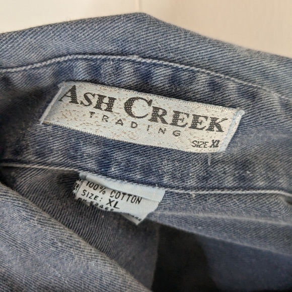 Ash Creek Trading button down - XL - Picture 10 of 12